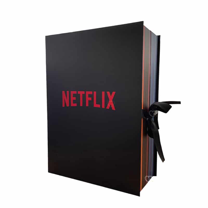 calendrier de l'avent netflix 2024 contenant 24 surprises inédits de series Stranger Things, Bridgerton, Squid Game...