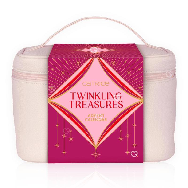 Calendrier de l’Avent Catrice 2025 présenté sous forme de trousse maquillage avec 24 produits beauté, maquillage et accessoires : vernis, rouge à lèvres, mascara...